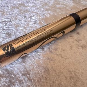 Estée Lauder Sumptuous Extreme Mascara